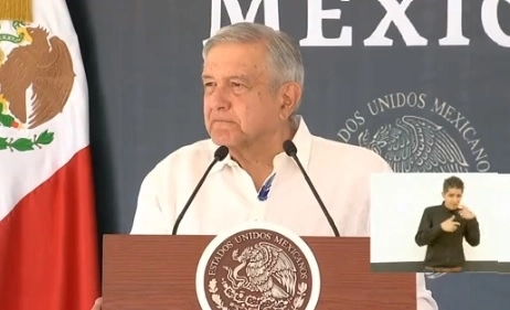 El presidente López Obrador inauguró instalaciones de la GN en Cotija, Michoacán. Captura de imagen de la transmisión del evento en Twitter @lopezobrador_ 