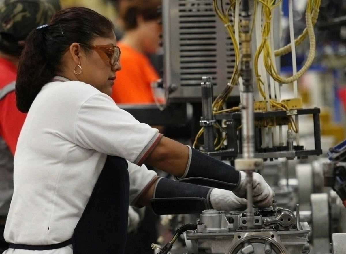 Una izquierda moderna debe reducir desigualdades sin renunciar al crecimiento. En México y América  Latina la justicia social se ha intentado vía gasto corriente y transferencias, sin construir la base productiva
que lo sostenga. 