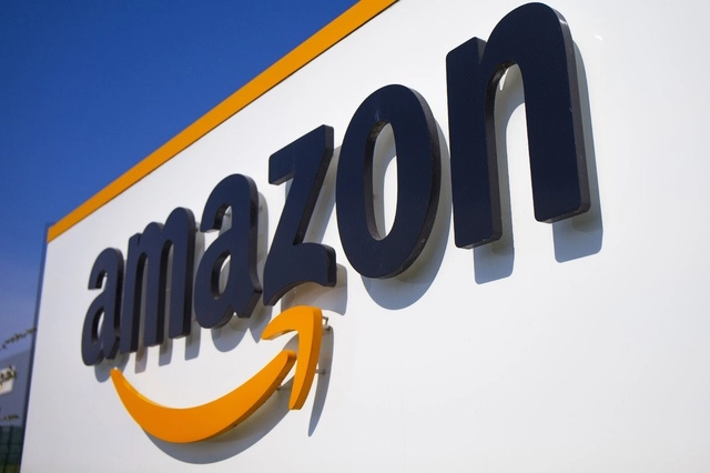 Logotipo de Amazon en imagen de archivo. Foto Ap