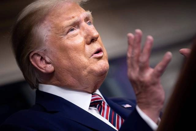 La administración del presidente Donald Trump anunció una nueva reducción de la cuota de refugiados admitidos en EU, con el límite de 15 mil personas en 2021. Foto Afp 