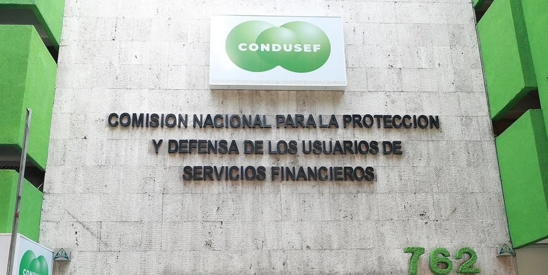 Fachada de la Condusef en la Ciudad de México. Foto María Luisa Severiano / Archivo
