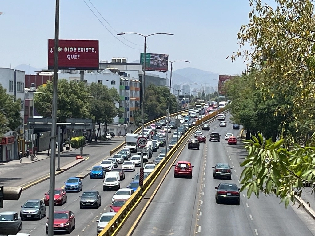 Edomex redujo a 18 años de edad el requisito para obtener la licencia de manejo. Foto Alfredo Domínguez