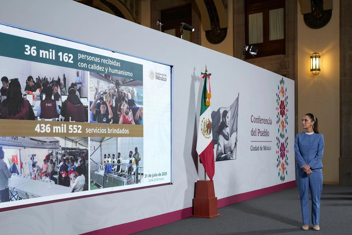 La presidenta Claudia Sheinbaum durante su conferencia matutina en Palacio Nacional, en la Ciudad de México, el 1 de agosto de 2025. 