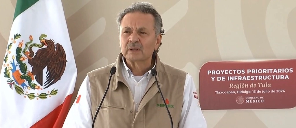 El director general de Petróleos Mexicanos, Octavio Romero Oropeza, dijo que desde 2005, obligaron a la empresa a endeudarse para pagar impuestos y posteriormente a contraer más deuda para pagar gasto corriente. Foto @GobiernoMX 