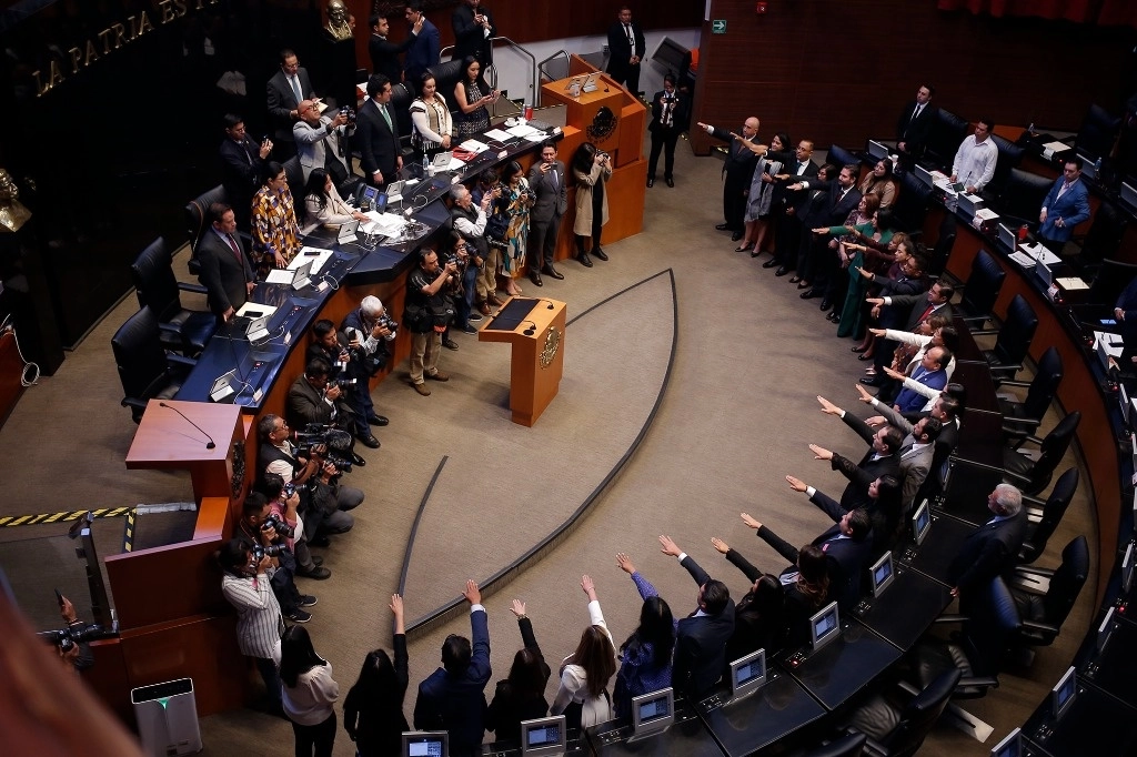 Rinden protesta magistrados propuestos por el ejecutivo y aprobados por la permanente, el 24 de julio de 2024. Foto José Antonio López 