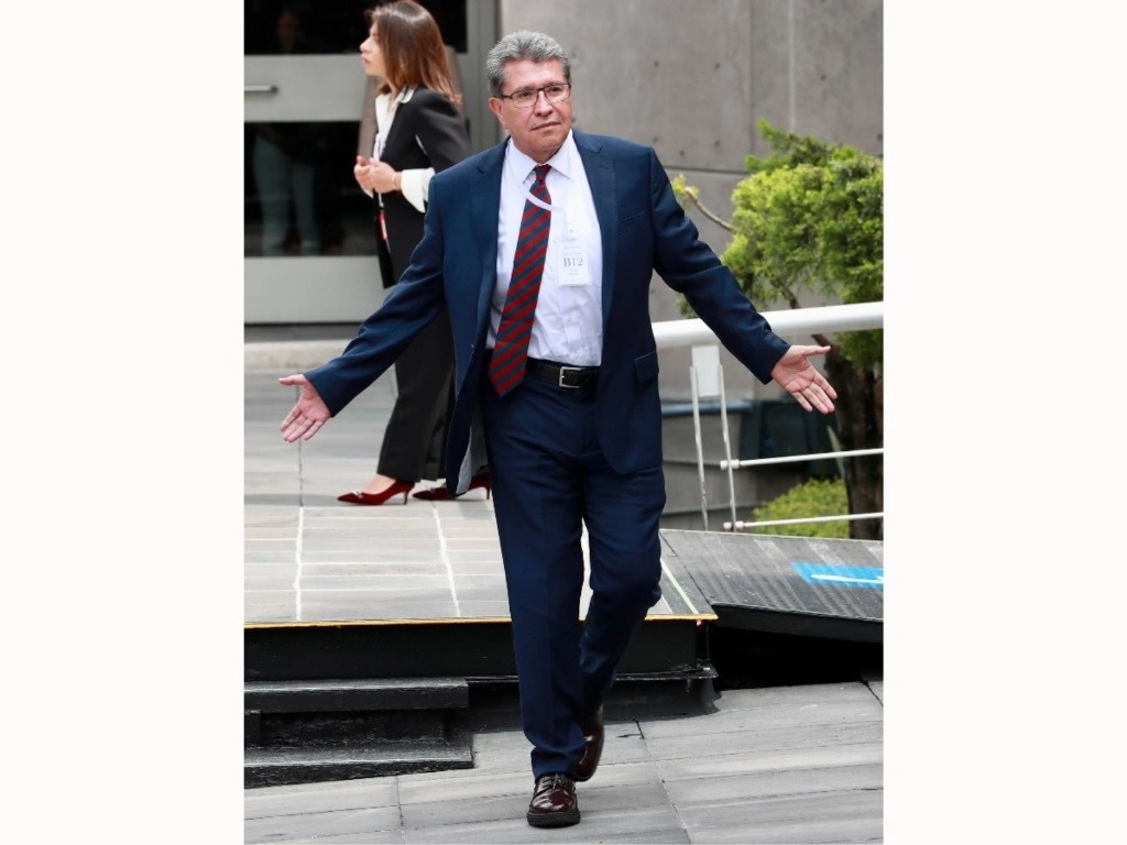 La prioridad de la siguiente bancada de Morena y sus aliados en San Lázaro es la reforma judicial propuesta por el presidente López Obrador, de tal manera que ese dictamen podría ser discutido incluso el mismo 1° de septiembre, dijo Ricardo Monreal. Foto Luis Castillo / Archivo