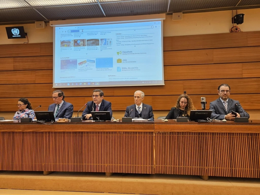 Comisión de la Jufed en el side event de la ONU. La primera a la izquierda, Abigail Ocampo. Imagen tomada de https://www.facebook.com/jufed.org
