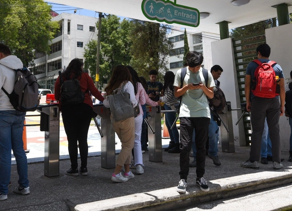 Gallego informó que este asunto reviste de gran importancia que fue toral en la agenda de la sesión de la Comisión Estatal de Planeación y Coordinación del Sistema de Educación Media Superior de Baja California. Foto Cuartoscuro / Archivo