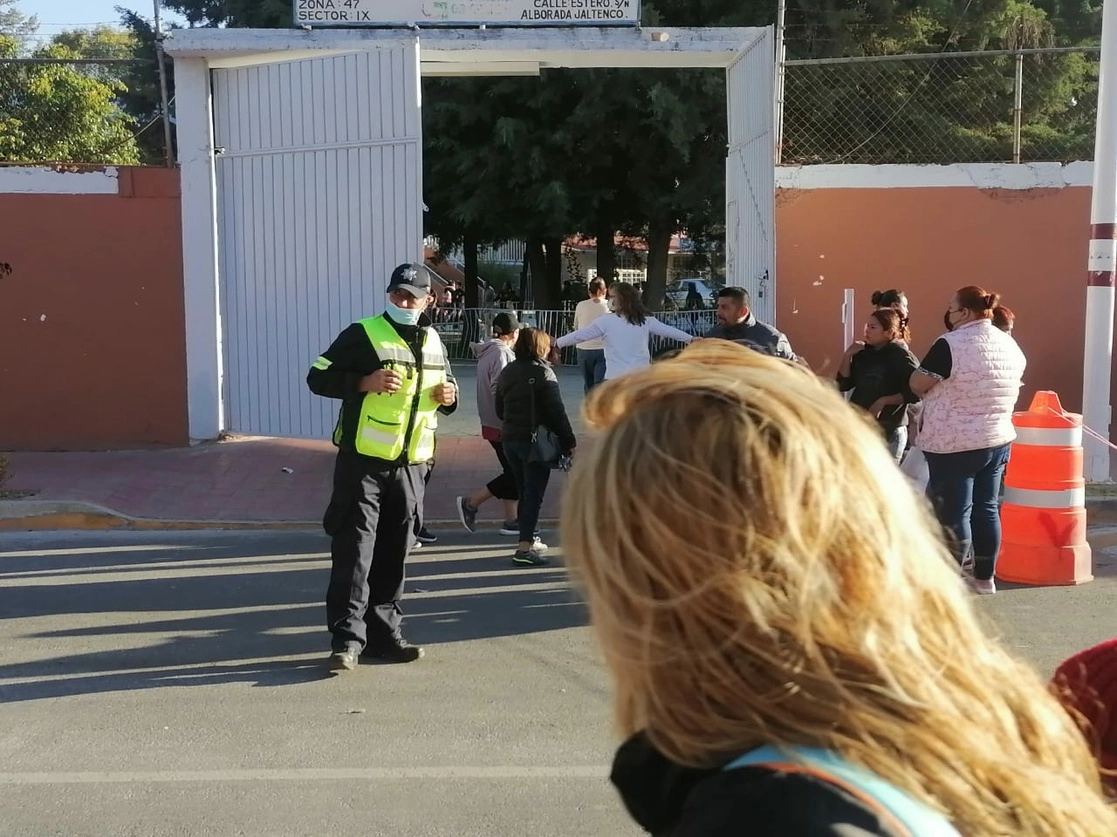 Se refuerzan labores de seguridad en planteles educativos. Foto SSEM