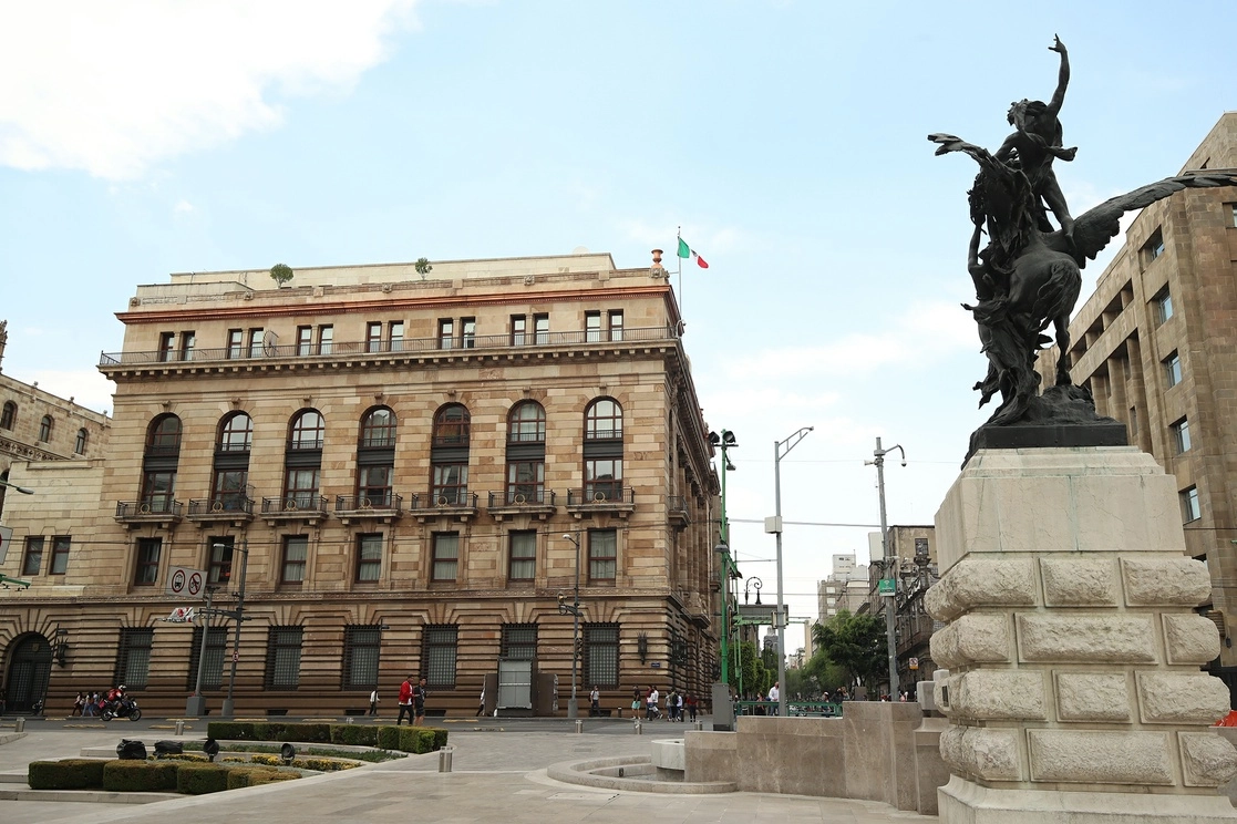 Fachada del Banco de México en el Centro Histórico. Foto María Luisa Severiano / Archivo