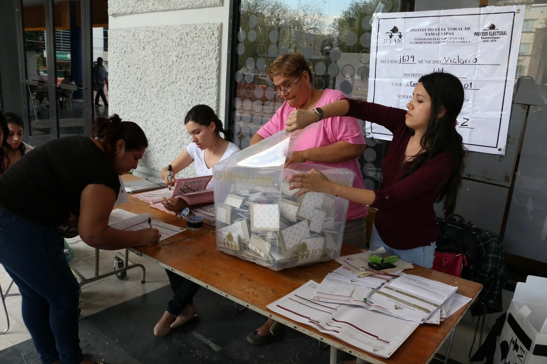 Diez partidos acreditaron 192 mil 151 representantes generales y 2 millones 506 mil 419 representantes de casilla. Cuartoscuro / Archivo 