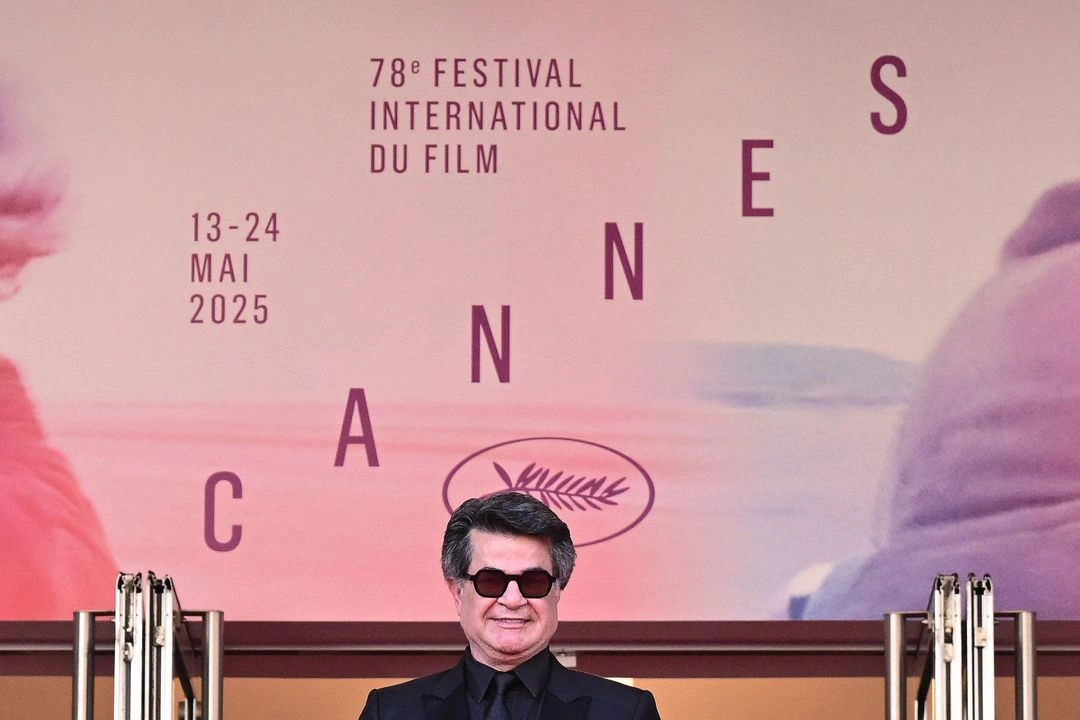 El director, guionista y productor iraní Jafar Panahi asiste a la proyección de la película "Un simple accidente" en la 78ª edición del Festival de Cine de Cannes en Cannes, sur de Francia, el 20 de mayo de 2025.