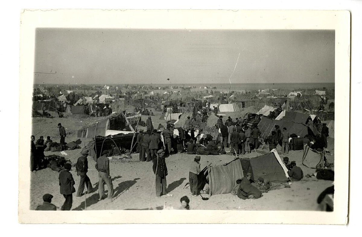 Argelès-sur-Mer; ahí estuvo un campo de concentración para refugiados españoles en 1939. Eran, muchos de ellos, soldados republicanos, pero también trabajadores y campesinos, una multitud que había perdido todo, no sólo una guerra.  Foto