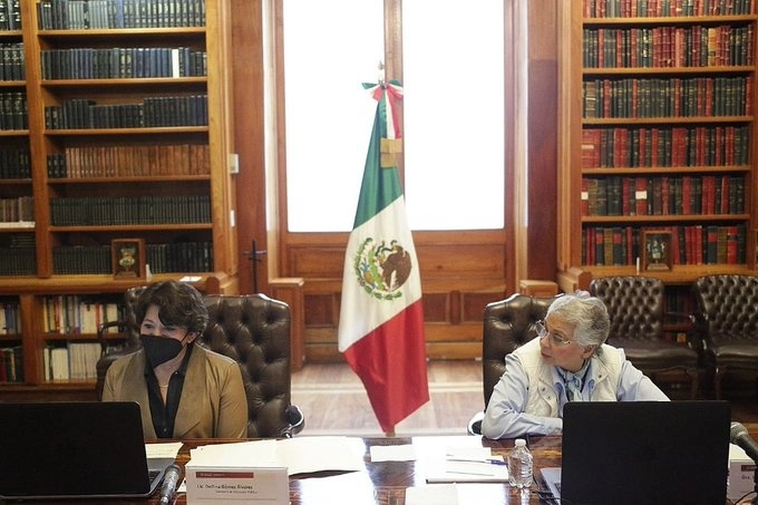 La secretarias de Educación y Gobernación, Delfina Gómez y Olga Sánchez Cordero. Imagen tomada de @M_OlgaSCordero