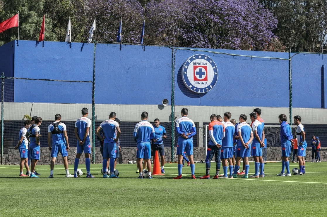 La Máquina decidió cerrar filas luego del arresto de Joaquín ‘N’, ex auxiliar técnico del club. Foto tomada de la cuenta de Twitter @CruzAzul
