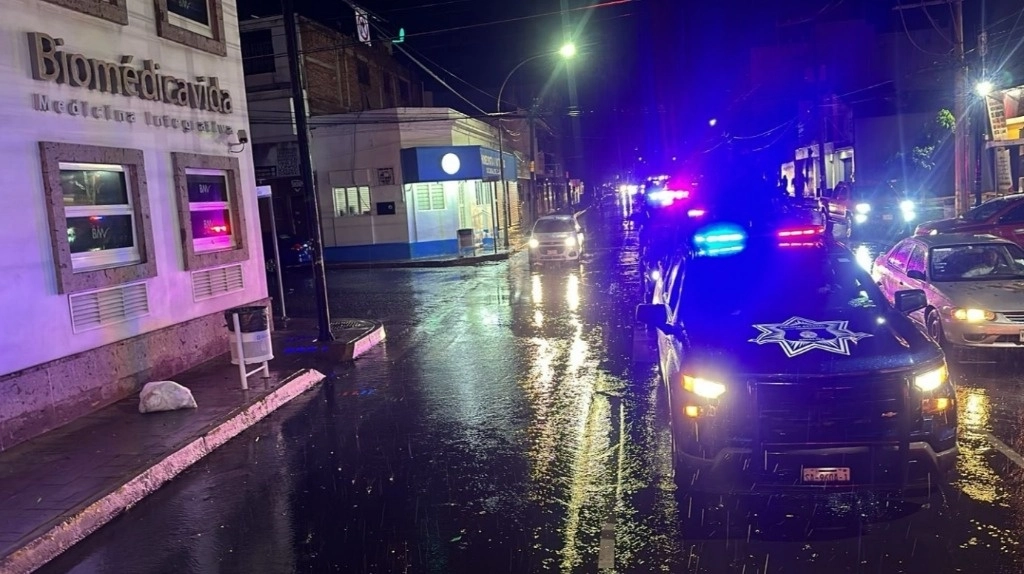 Referente a la balacera en Mazatlán, el gobernador informó que  para brindar más protección a los ciudadanos  se  blindará Culiacán reforzando los operativos de seguridad. Foto @sspsinaloa