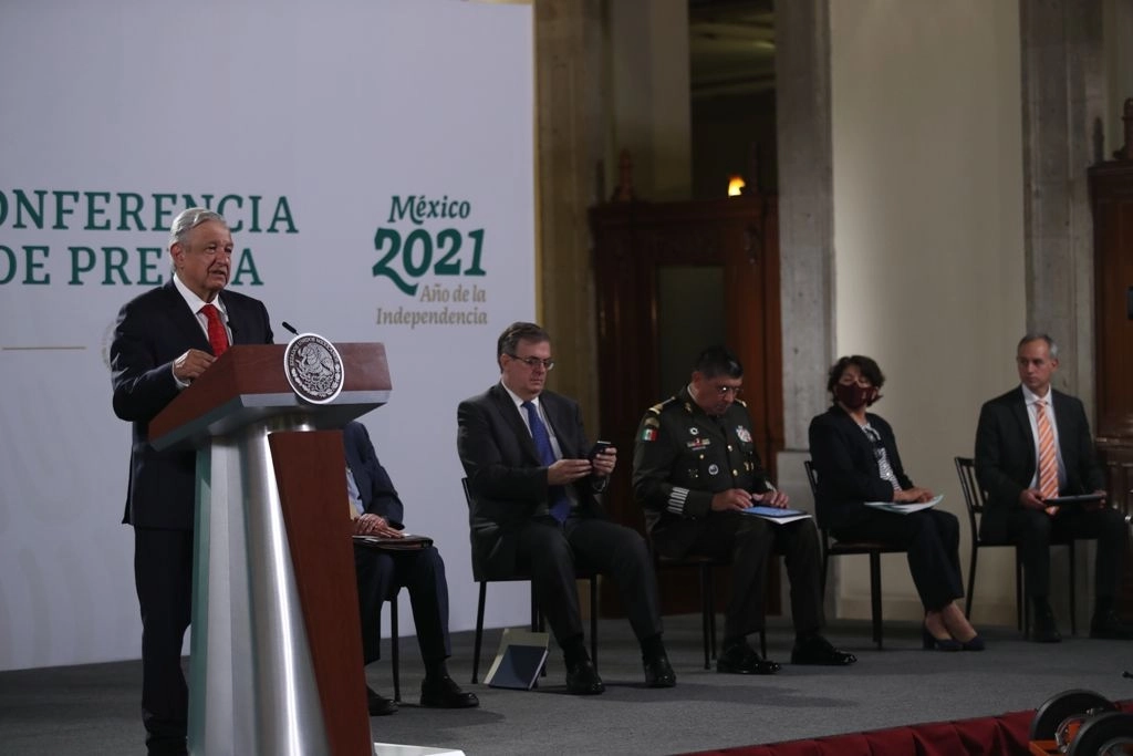  El presidente Andrés Manuel López Obrador durante la conferencia matutina en Palacio Nacional, el 1 de junio de 2021. Foto Yazmín Ortega Cortés