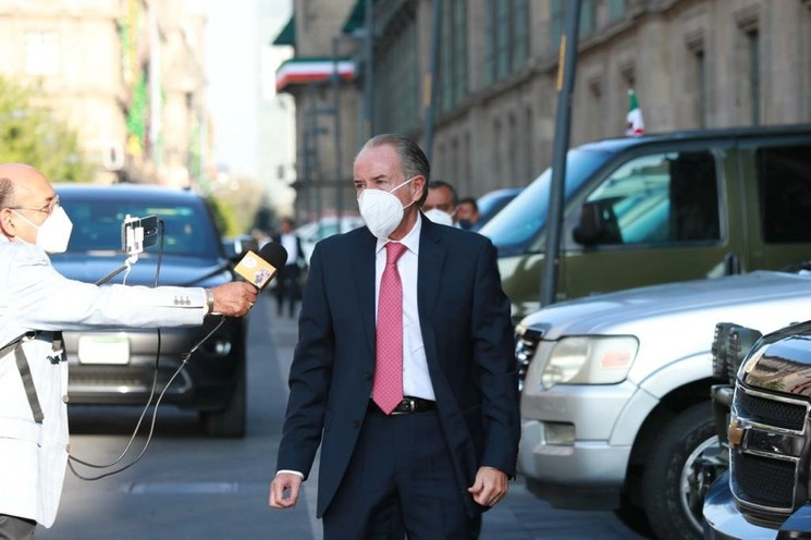 El gobernador de San Luis Potosí, Juan Manuel Carreras López, arriba a Palacio Nacional para el Informe de Gobierno del presidente Andrés Manuel López Obrador, el 1 de septiembre de 2020. Foto María Luisa Severiano