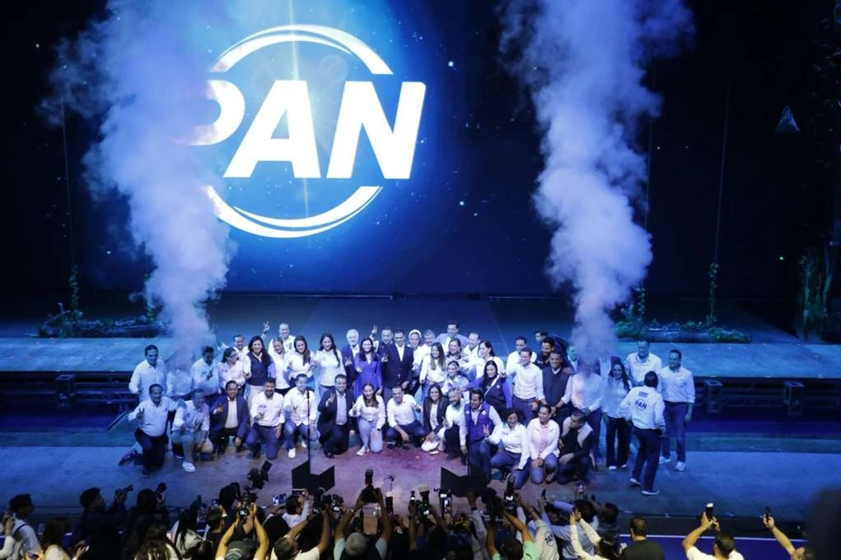 Interrogada sobre la estrategia del panismo para lanzar esta “nueva” imagen hace apenas un par de días y si “el marketing” podría beneficiarlos, la jefa del Ejecutivo respondió. Foto