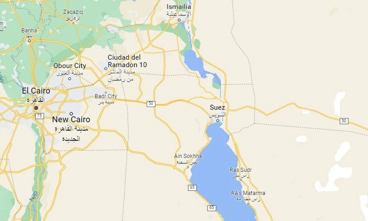 Un remolcador con siete tripulantes se hunde en el Canal de Suez tras chocar con buque cisterna. Foto Google Maps
