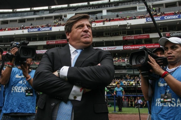 En imagen de archivo, el "Piojo" Herrera durante un partido de futbol. Foto Cuartoscuro