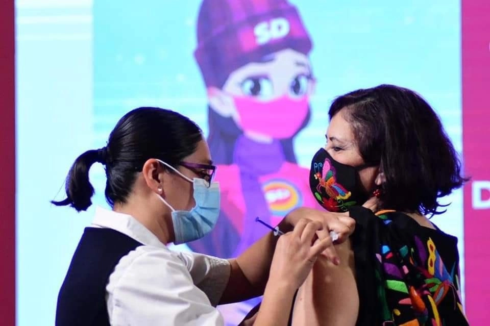 El funcionario negó que tenga que ver con las acciones para la aplicación de la vacuna. Foto @censia_salud