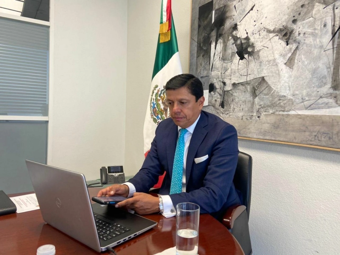 Fabián Medina renunció al cargo de jefe de oficina de Marcelo Ebrard. Foto tomada del Twitter de @gfabianmedina / Archivo