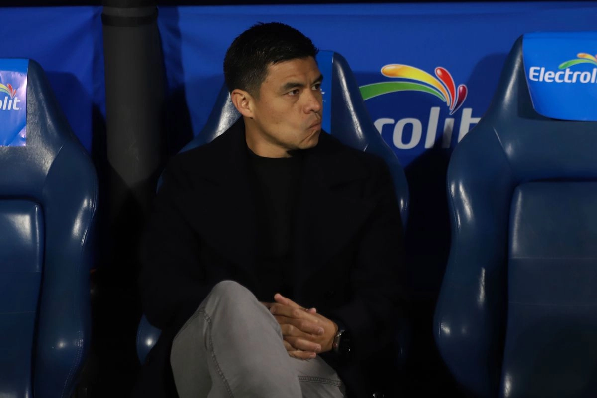 “Gonzalo Pineda ha dejado de ser el director técnico del primer equipo varonil del Atlas, tras presentar su renuncia a la directiva del club. Esta decisión la toma con el propósito de permitir a la institución definir un nuevo rumbo que impulse su crecimiento y fortalecimiento”, explicó la organización rojinegra en un comunicado. Foto