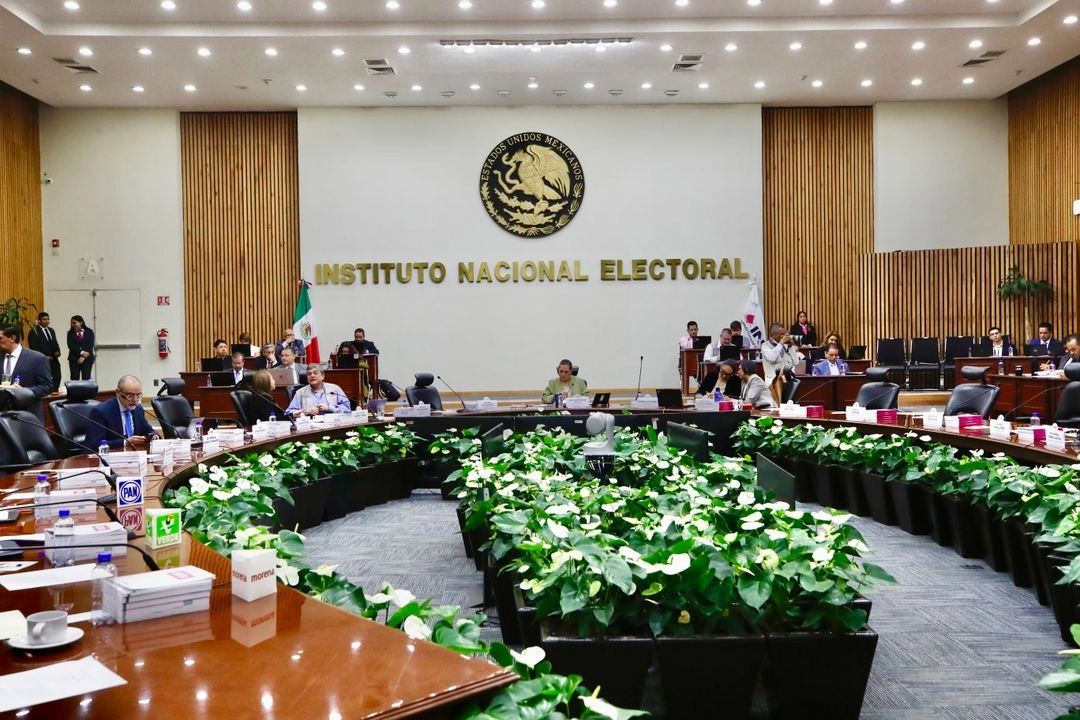Sala de sesiones del Consejo General del INE en imagen de archivo. Foto 