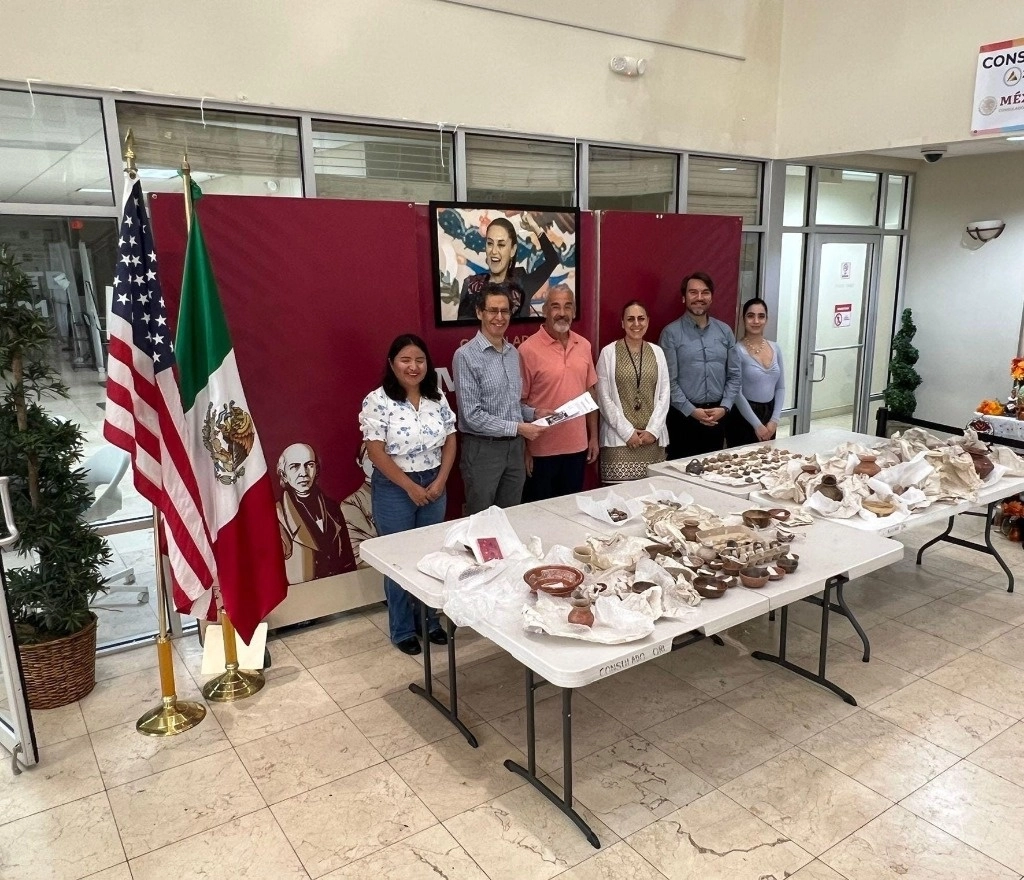 La Secretaría de Relaciones Exteriores (SRE) informó que entre los objetos recuperados hay algunos fragmentos con casi 2 mil años de haber sido fabricados. Foto @SRE_mx 