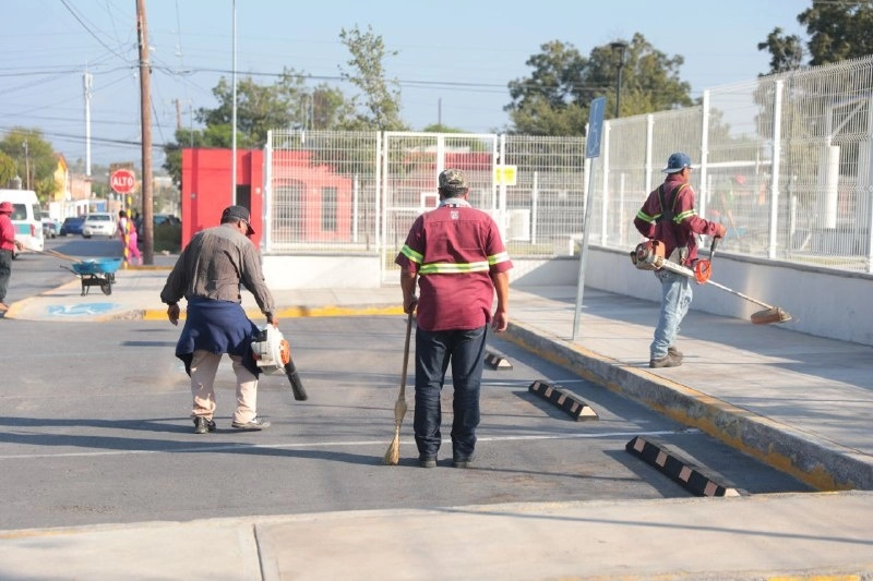Jornada de limpieza de espacios públicos en Nuevo Laredo, Tamaulipas. Foto @Gob_NuevoLaredo