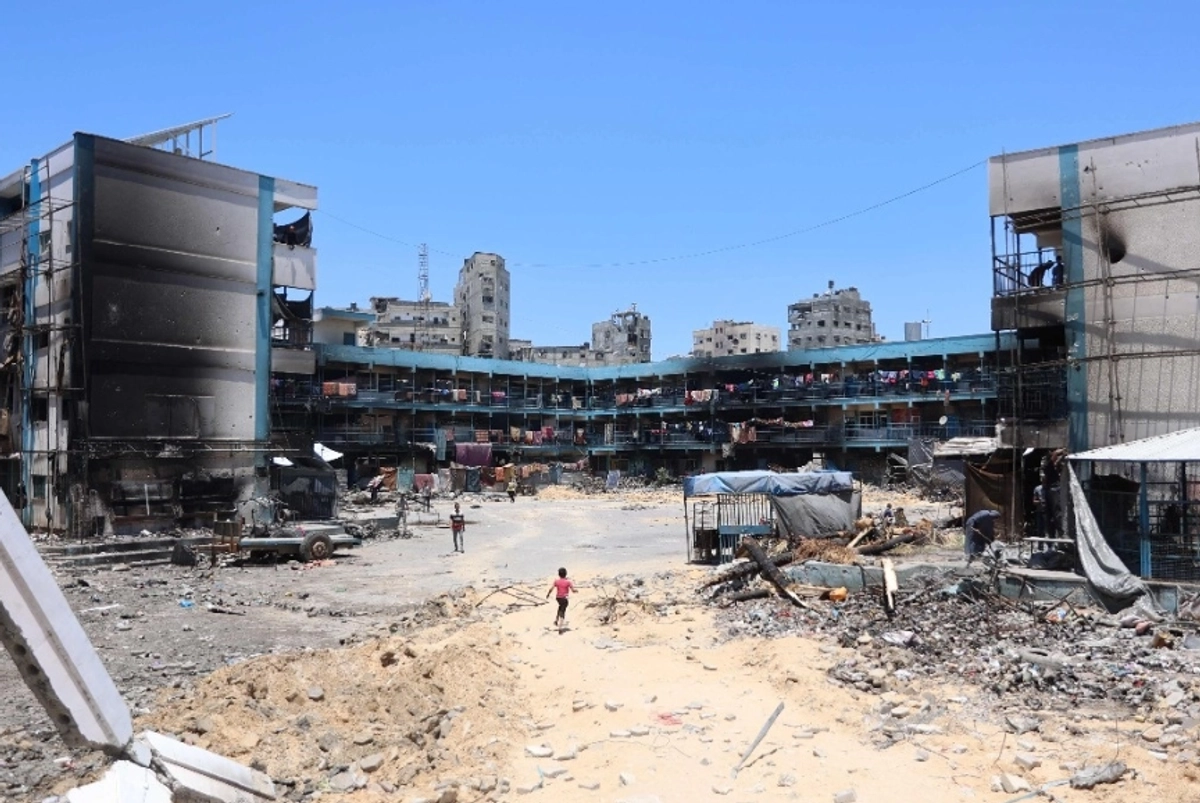Escuela que alberga a desplazados internos de Gaza en el campo de refugiados de Jabalia, en el norte de Gaza.