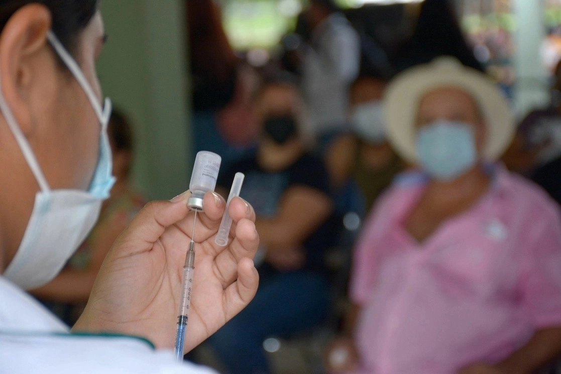 Al menos 32 de los 51 residentes de un asilo de ancianos de Villahermosa se contagiaron de covid-19 y uno de ellos fue internado de urgencia en un hospital. Foto Cuartoscuro / Archivo