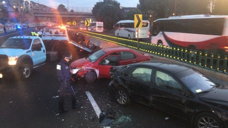 Tras el accidente, Protección Civil informó que los cuerpos de emergencia ya laboran en el lugar. Foto La Jornada/Archivo
