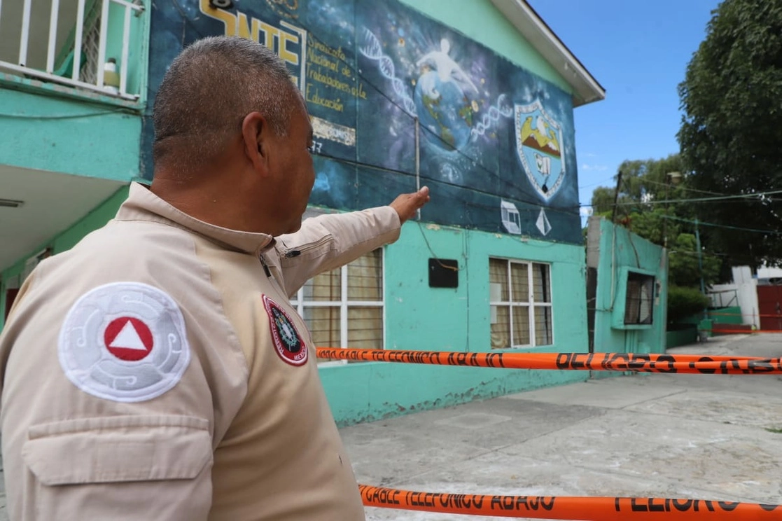 El alcalde Fernando Vilchis señaló que se realizaron inspecciones a por lo menos 20 centros educativos de nivel preescolar, primaria y secundaria, tras el sismo. Foto La Jornada