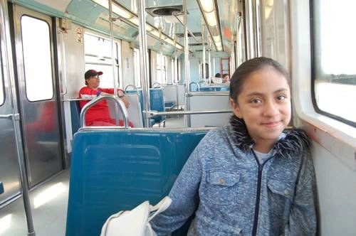 En la linea B del Metro, en el estado de México, se observó ayer escasa afluencia de pasajeros desde Nezahualcóyotl hacia Ciudad Azteca, en el municipio e Ecatepec, pues parte de la población prefiere no salir de sus casas a fin de prevenir contagios de Covid-19. Foto Mario Antonio Núñez
