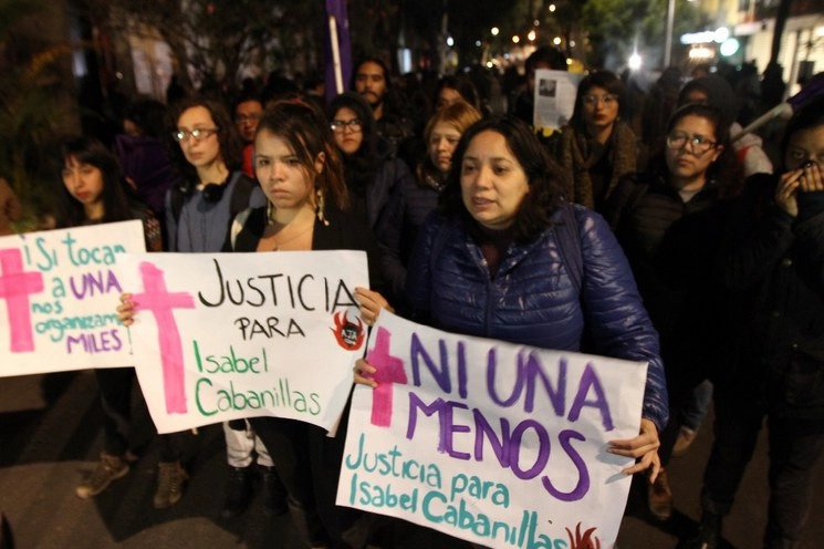 Mujeres marchan en contra de la violencia de género en México. Foto María Luisa Severiano