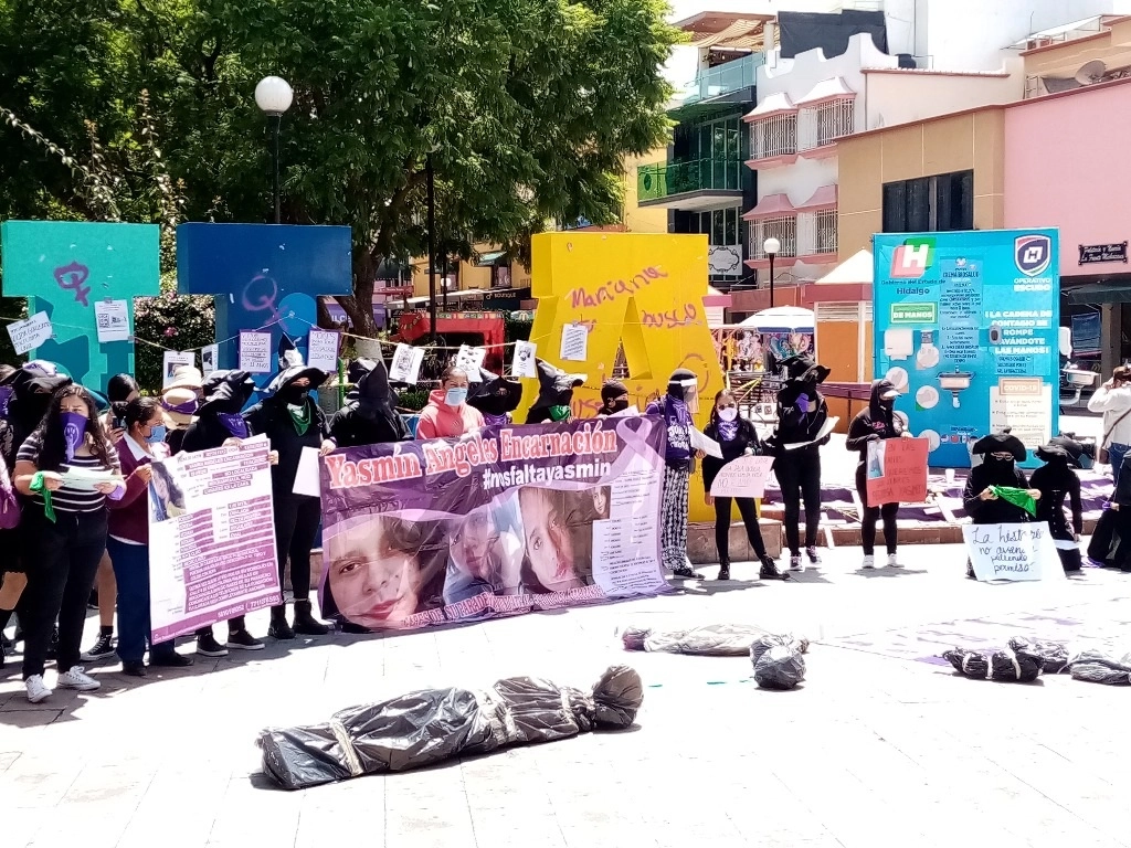 Mujeres realizan una manifestación en contra de los feminicidios en Hidalgo. Foto Juan Ricardo Montoya / Archivo