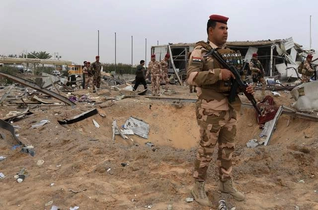 Imágenes de las zonas impactadas en ataques aéreos de EU  en Irak. Foto Ap 