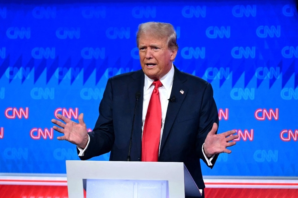 El magnate, Donald Trump, durante el primer debate presidendial contra Joe Biden, el 27 de junio. Foto Afp   