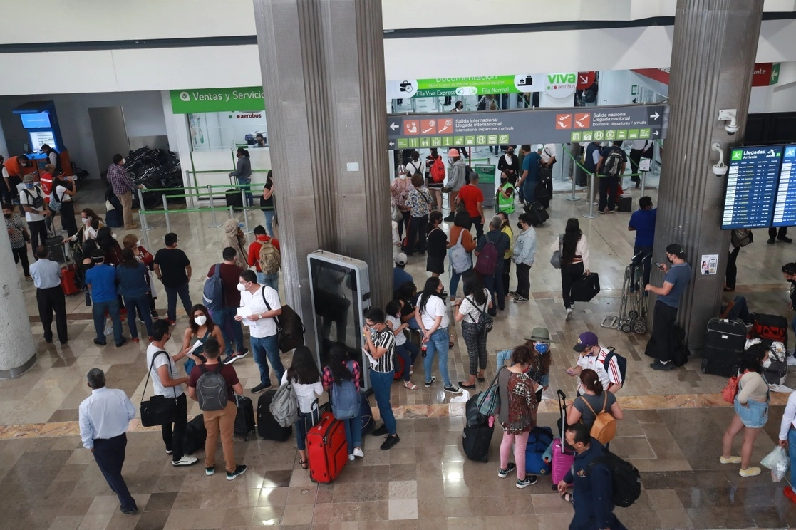 La Terminal 1 del Aeropuerto Internacional de la Ciudad de México. Foto Luis Castillo / Archivo