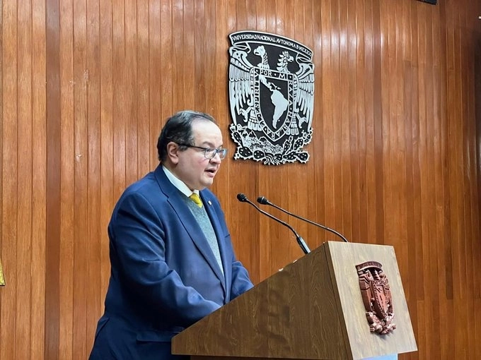 El rector de la UNAM, Leonardo Lomelí, en el acto de Bienvenida para Estudiantes de Movilidad Internacional y Nacional, Primavera 2025. Imagen tomada de https://x.com/UNAM_MX