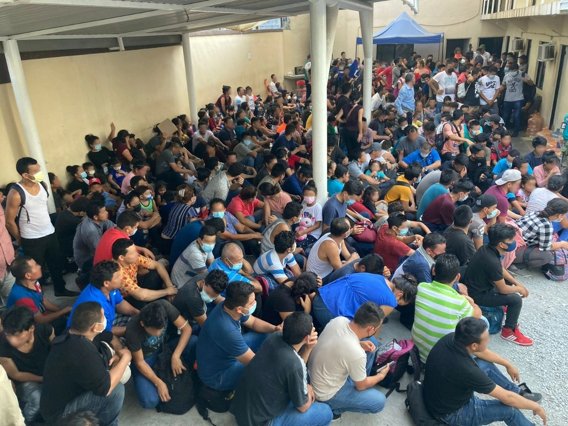 La localización de los migrantes se logró gracias a un trabajo de la Agencia Estatal de Investigación. Foto 'La Jornada'
