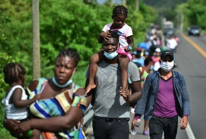 Migrantes haitianos durante una caravana. Foto Afp/ Archivo