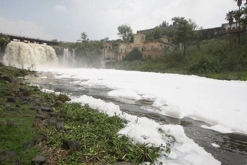 El río Lerma Chapala Santiago, ubicado entre los municipios jaliscienses de El Salto y Juanacatlán, en imagen de archivo. Foto Arturo Campos Cedillo