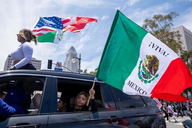 Manifestantes durante una protesta en Los Ángeles. Foto 
