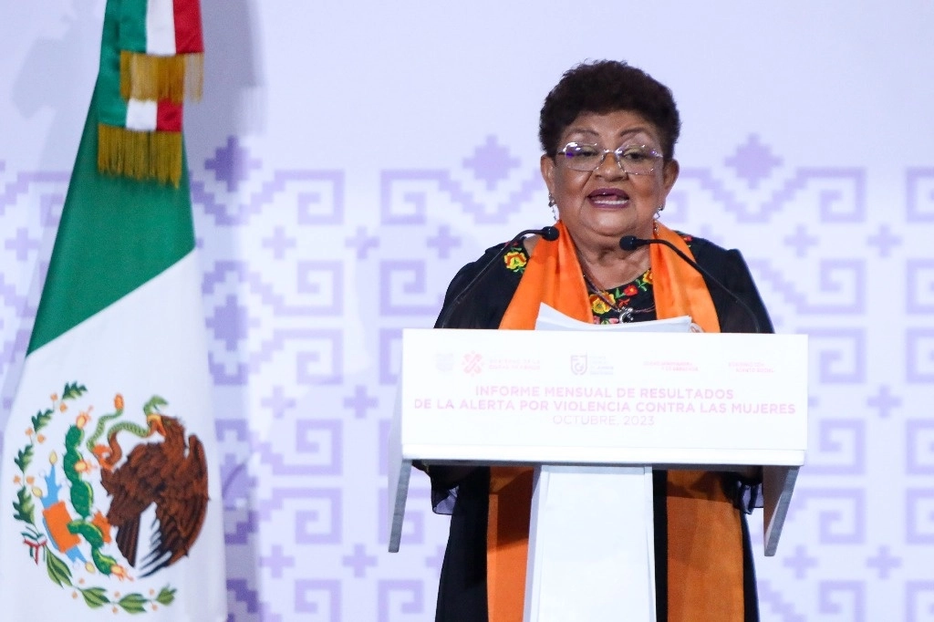 La fiscal capitalina recibió el apoyo de los mandatarios federal y local para repetir en el cargo un periodo más.Foto 'La Jornada'



