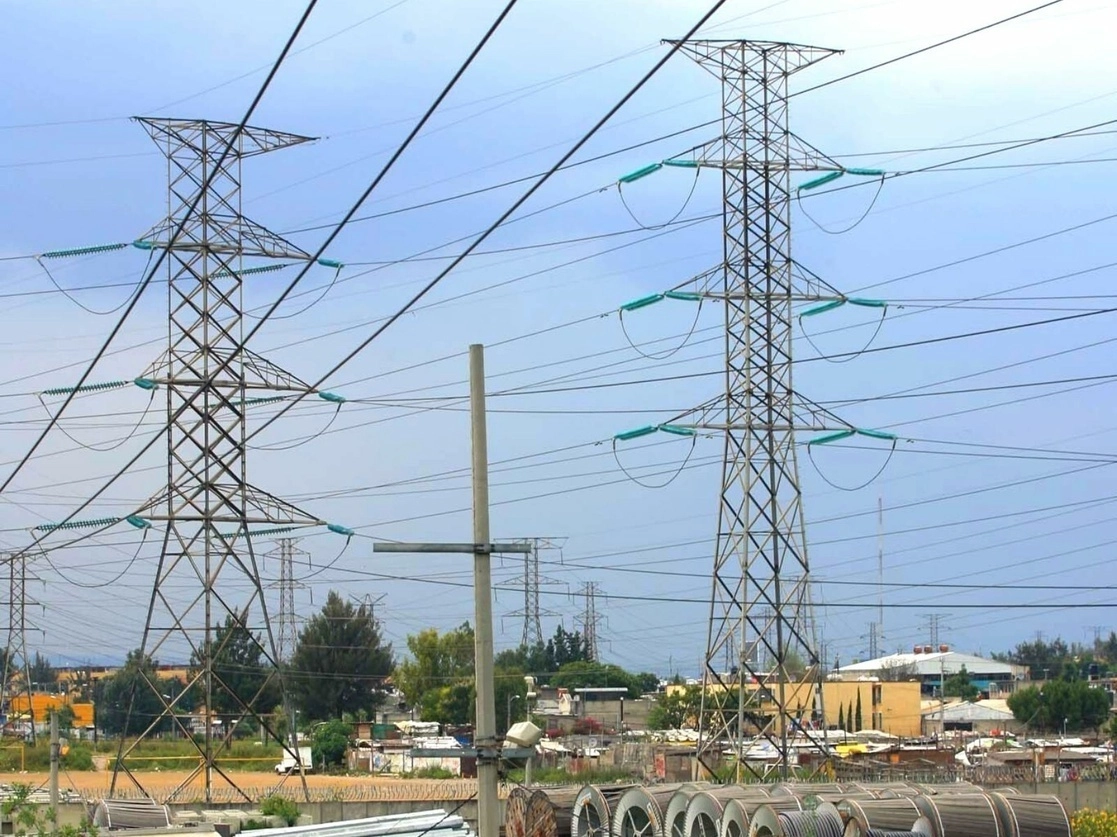 La calificadora Moody’s considera que la nueva composición de la cámara baja redujo el riesgo de cambios constitucionales radicales, especialmente en el sector energético. Foto Jesús Villaseca / Archivo 