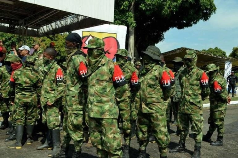 Los diálogos con el ELN hacen parte de la estrategia gubernamental denominada Paz Total, que incluye acercamientos con la compleja amalgama de grupos armados irregulares que operan en campos y ciudades de Colombia. Foto Europa Press.