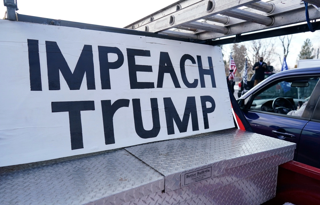 Tras los ataques en el Capitolio la petición para juicio político contra Trump, creció. Foto Ap